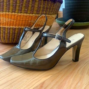 Franko Sarto olive patten leather pumps